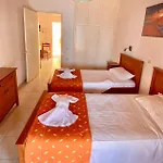 Stella\'S Apartments